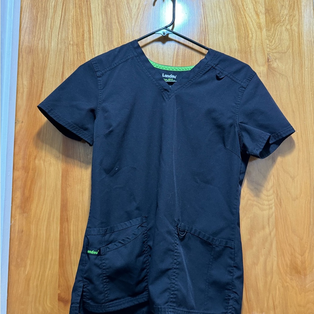 Scrub top